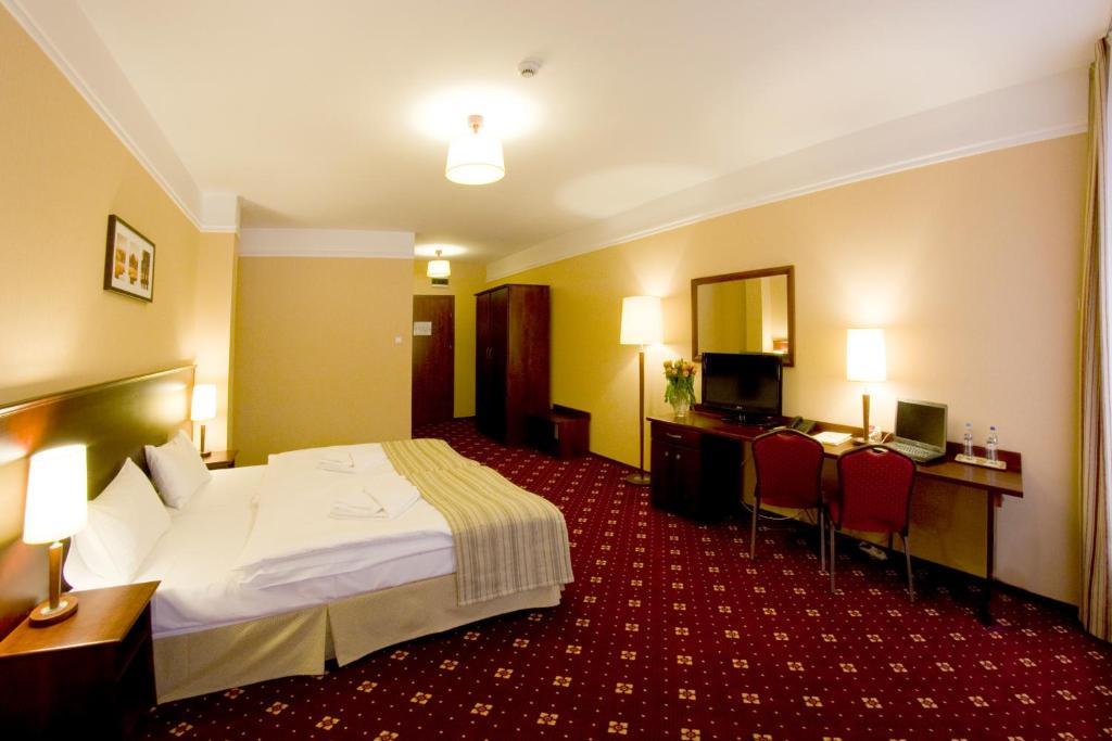 ביילסקו-ביאלה Hotel Stara Szmergielnia חדר תמונה